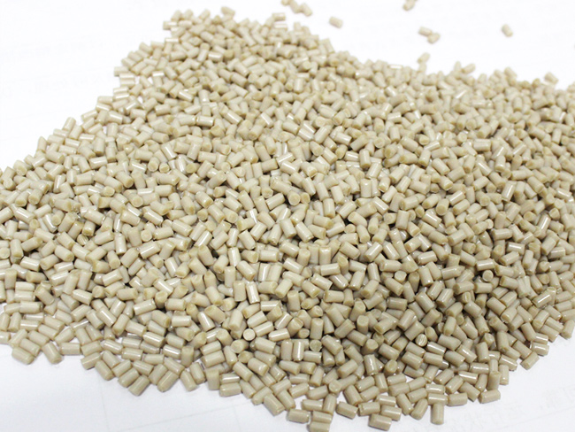 ​PAI: plastilise jõudluse tipp 260 °C juures